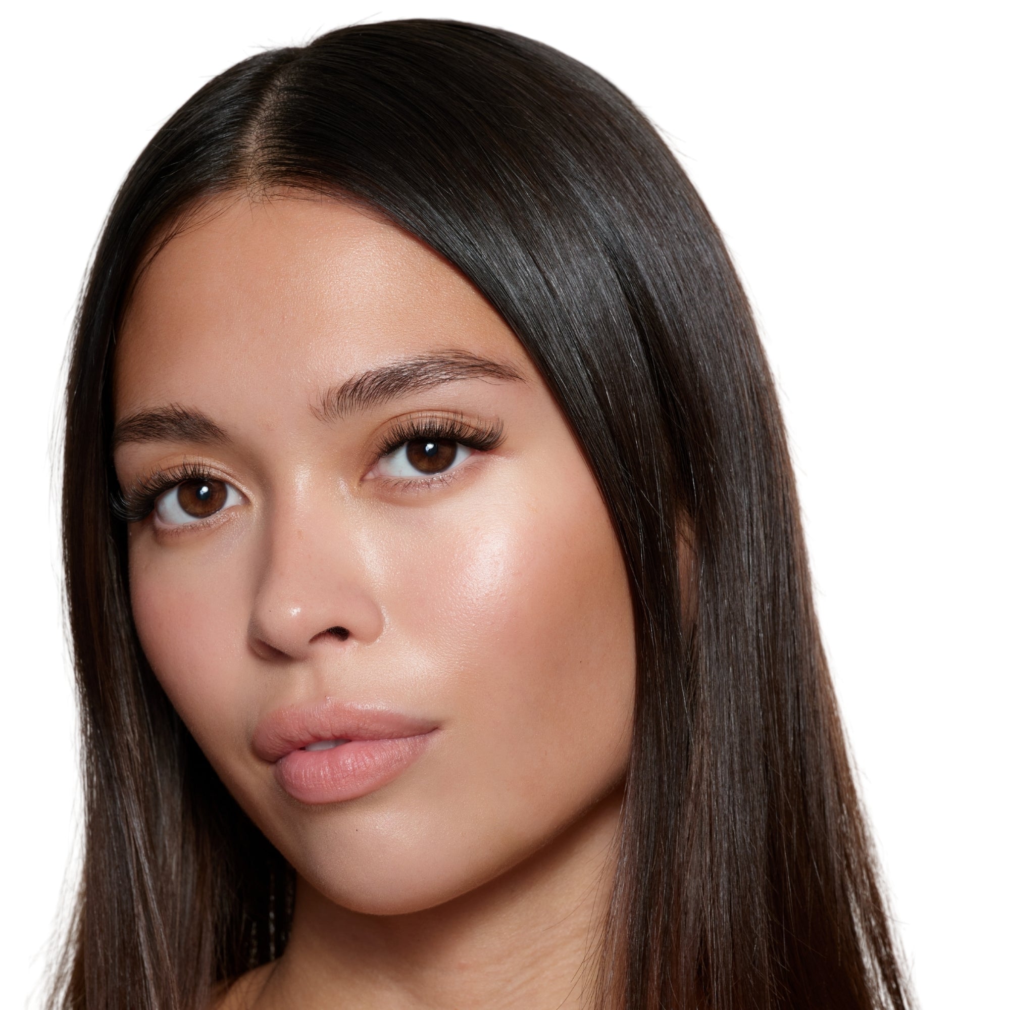 Subtle Pre-Glued Lashes Set