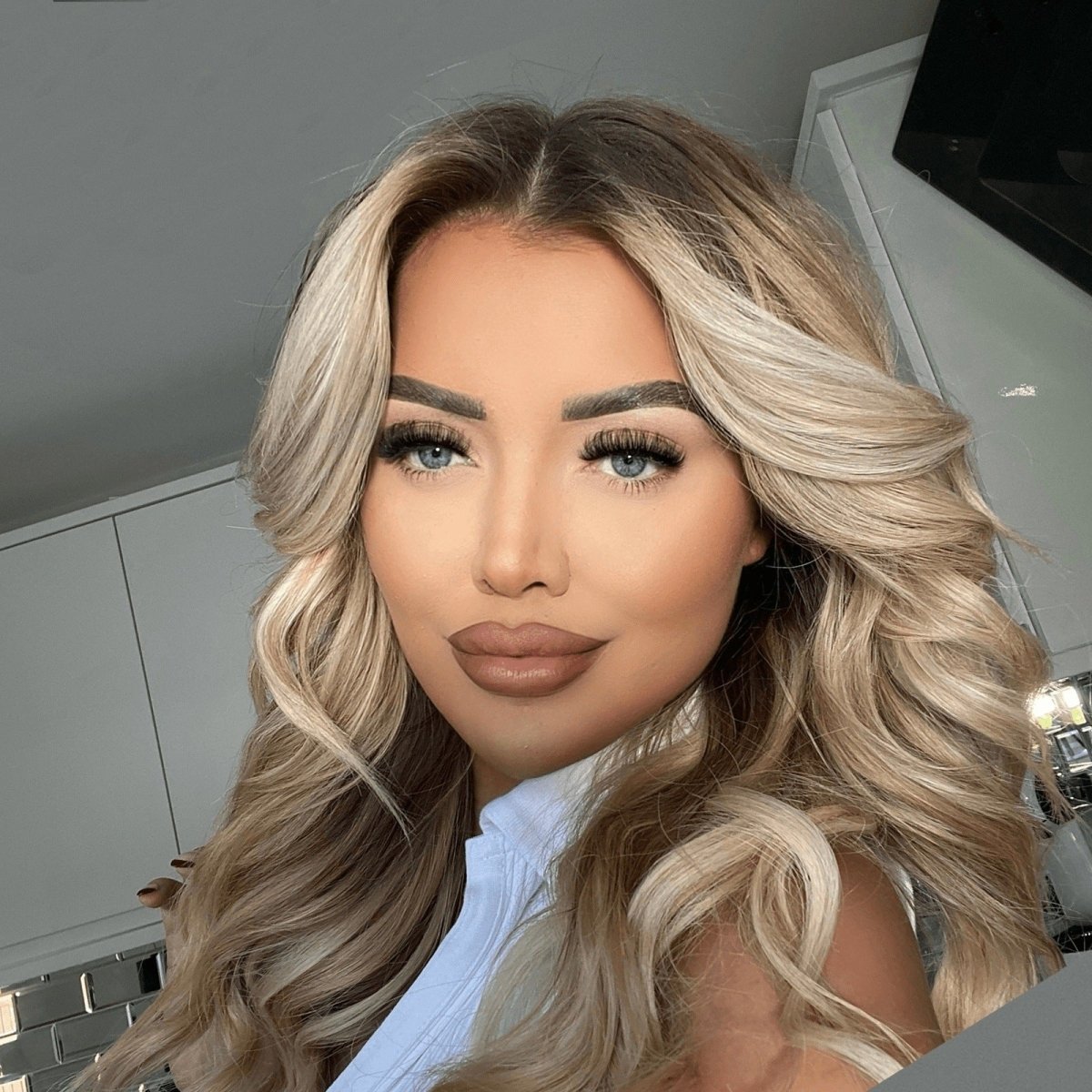 L.W.I Drama Please Russian Strip Lashes - Lola's Lashes