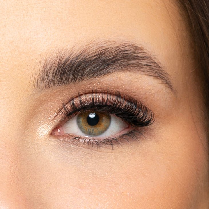 L.W.I Into U Russian Magnetic Lashes - Lola's Lashes