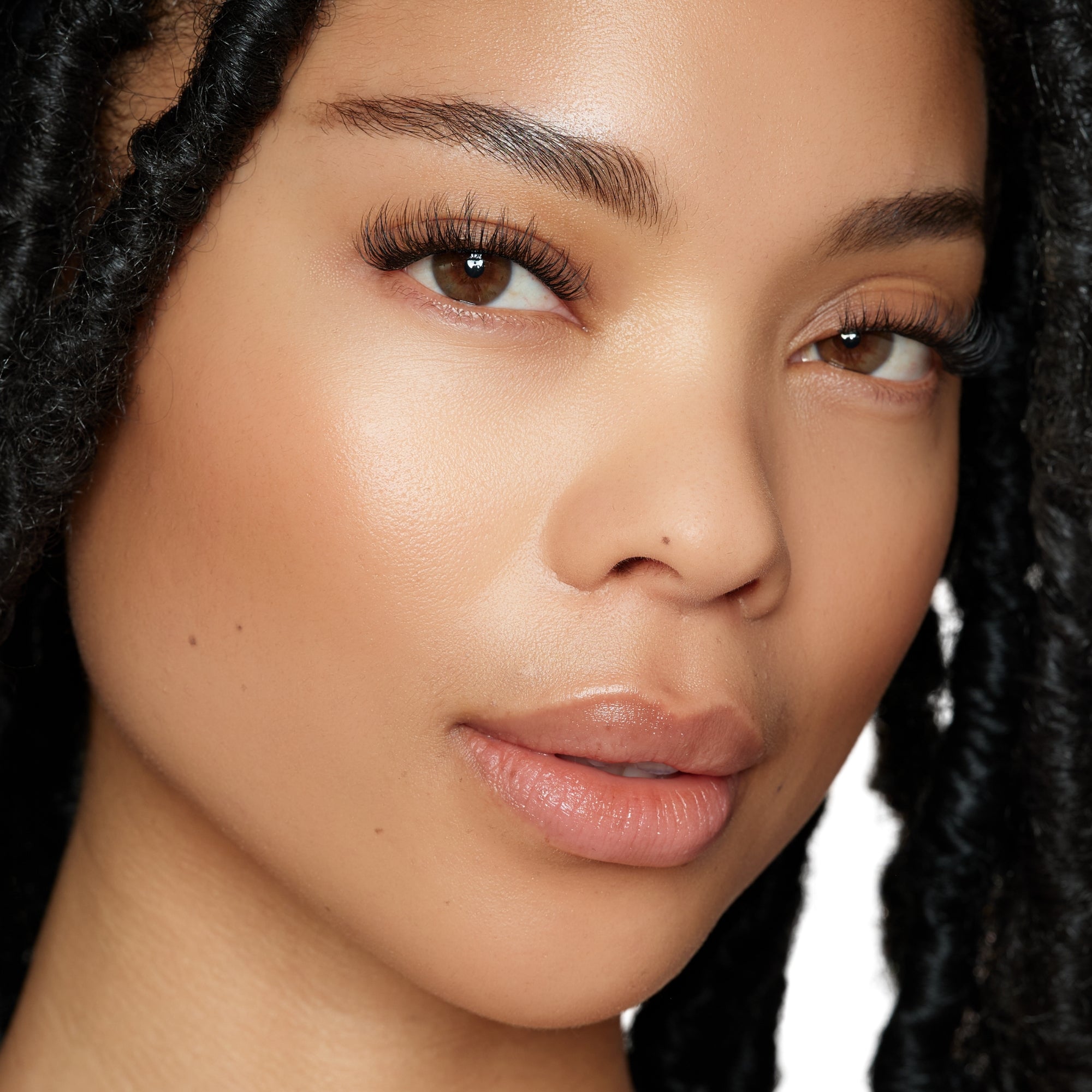 Subtle Volume Pre-Glued Lashes Set